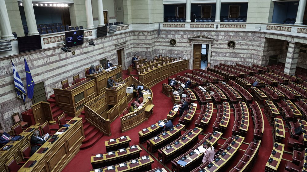 Parliament: With the support of ND, reservation of PASOK and ‘no’ SYRIZA, KKE, ELLY and MERA25, the elaboration of the Climate Law began in the committees