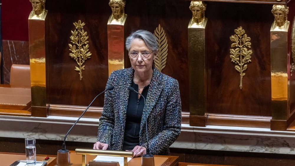 Η πρωθυπουργός της Γαλλίας εξέφρασε την αλληλεγγύη της στον Τσέχο πρόεδρο για την επίθεση στην Πράγα