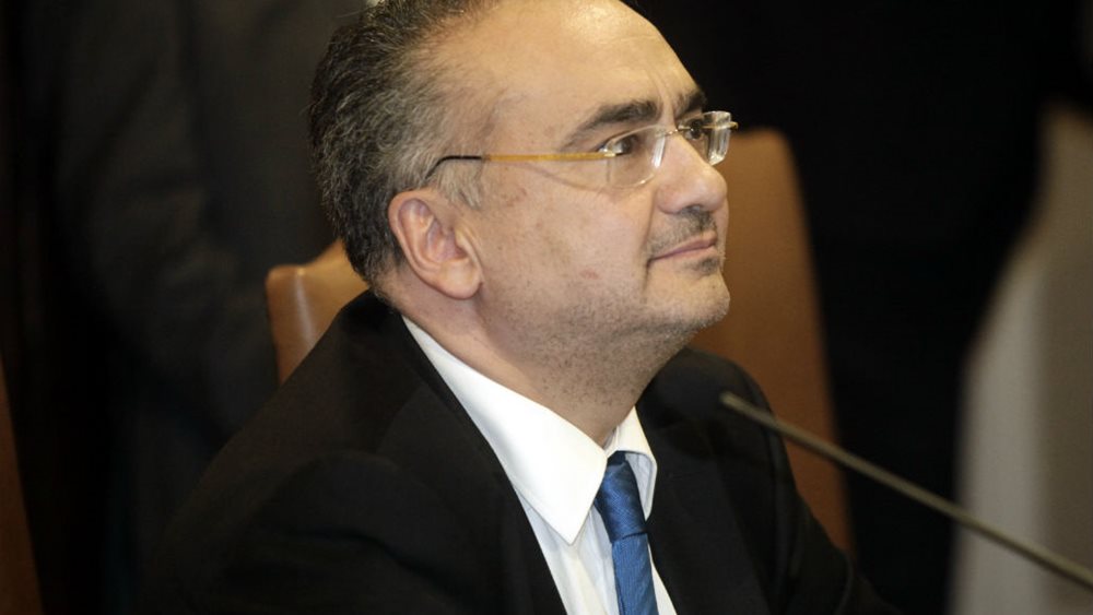 Απάντηση Δ. Βερβεσού στον πρόεδρο ΣτΕ Μ. Πικραμένο για δύο αποφάσεις της Ολομέλειας της και τον όρο &quot;λαϊκή αγωγή&quot;