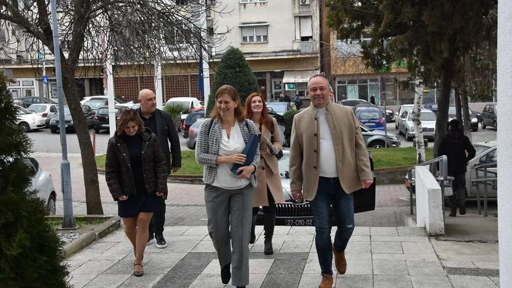 Βόρεια Μακεδονία: Επίσκεψη πρέσβη της Ελλάδας στο Κότσανι, στον απόηχο της τραγωδίας από την πυρκαγιά