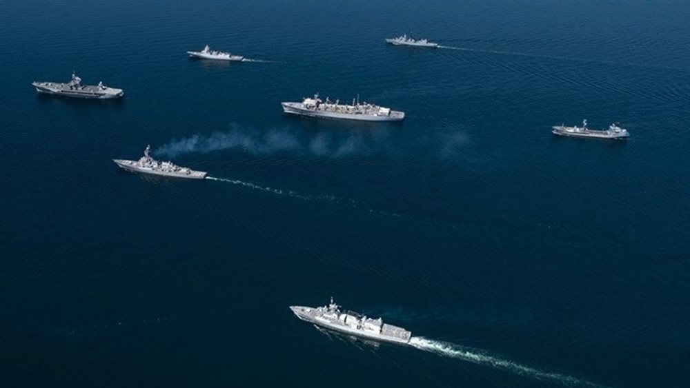 Ρωσία: Η πετρελαιοκηλίδα προκαλεί πελώριο πρόβλημα ενόψει τουριστικής περιόδου στη Μαύρη Θάλασσα