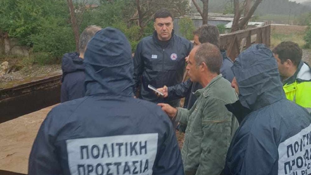 Σε Πευκί, Ροβιές και Μαντούδι Ευβοίας ο Βασίλης Κικίλιας