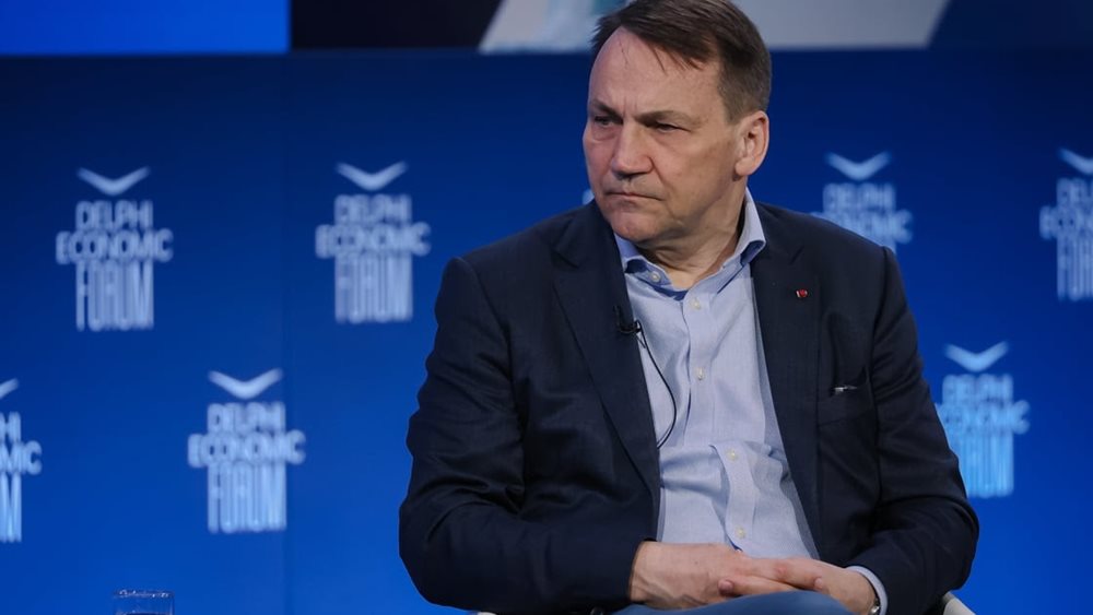Ρ. Σικόρσκι (ΥΠΕΞ Πολωνίας): Μόνο οι Κινέζοι μπορούν να πείσουν τον Πούτιν να τερματίσει τον πόλεμο