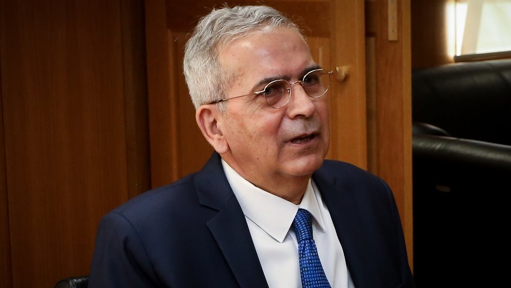 Υπηρεσιακός και δικαστής ο νέος πρωθυπουργός: Φαβορί ο Γιάννης Σαρμάς, πρόεδρος του Ελεγκτικού Συνεδρίου