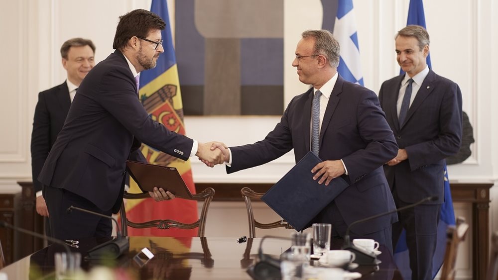 Συμφωνία Ελλάδας – Μολδαβίας για αμοιβαία αναγνώριση και μετατροπή διπλωμάτων οδήγησης
