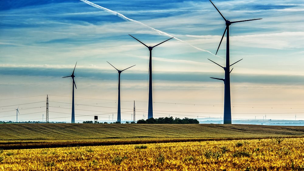 ΥΠΕΝ: Με εγγυητική επιστολή 35.000 ευρώ/MWh νέες και παλιές ΑΠΕ