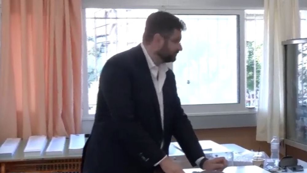 Κ. Ζαχαριάδης σε Π. Πολάκη: Δεν θα είχαμε καταρρεύσει αν δεν είχαμε δεχτεί τη συγγνώμη σου - Μεγάλο λάθος!