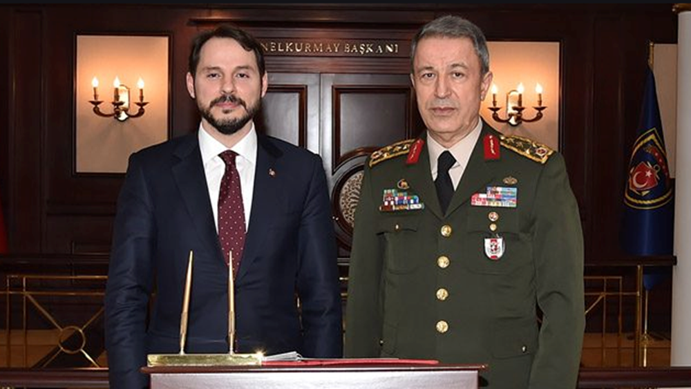 Τουρκία: Η &quot;ανάσταση&quot; Αλμπαϊράκ και η πιθανολογούμενη &quot;καρατόμηση&quot; Ακάρ