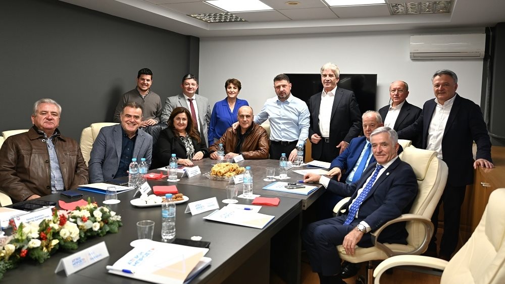 «Είμαστε έτοιμοι να σκύψουμε πάνω από κάθε πρόβλημα των κατοίκων της  Ανατολικής Αττικής και να δώσουμε λύσεις”, δήλωσε ο νέος Περιφερειάρχης Αττικής.