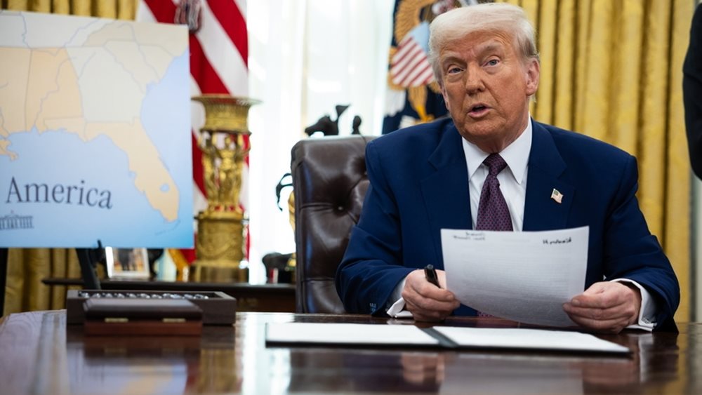 Λευκός Οίκος: Εκτός Οβάλ Γραφείου το Associated Press λόγω χρήσης του όρου &quot;Κόλπος του Μεξικού&quot;