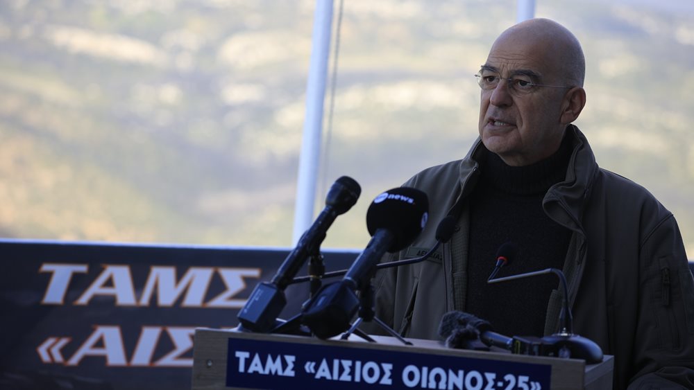 Ν. Δένδιας: Οι Ένοπλες Δυνάμεις έχουν μπει στη νέα εποχή, όχι μόνο με το δεξί, αλλά και με τα δύο πόδια