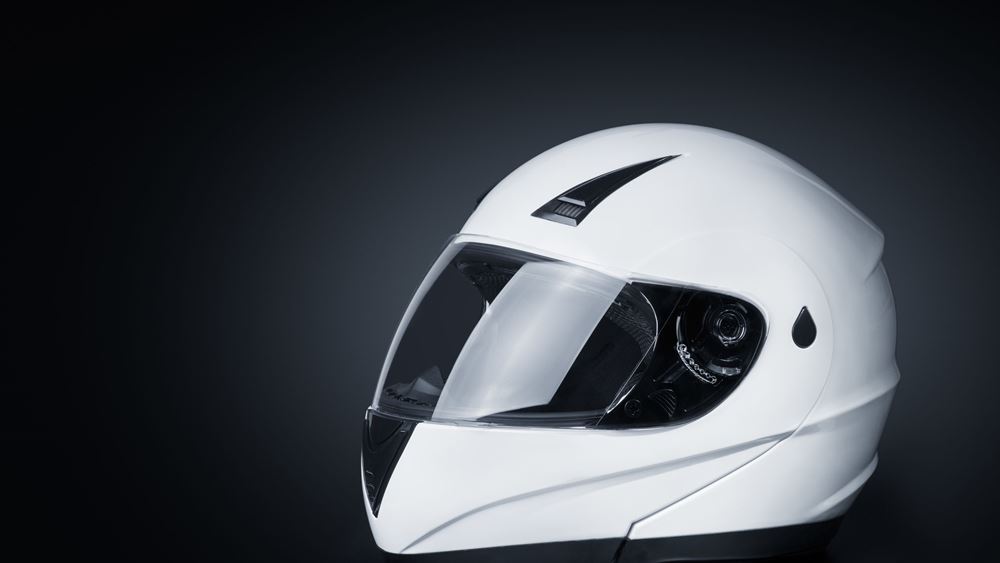 Μειώνεται στο 13% ο ΦΠΑ για τα κράνη