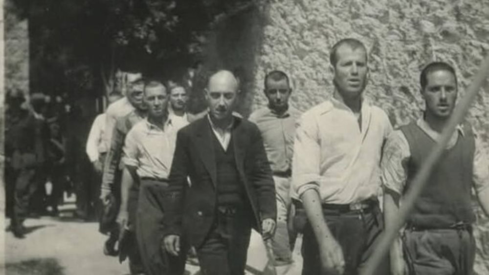 Επιστολή Αλ. Τσίπρα στον πρόεδρο της Βουλής για φωτογραφίες από την εκτέλεση των 200 το 1944 στην Καισαριανή