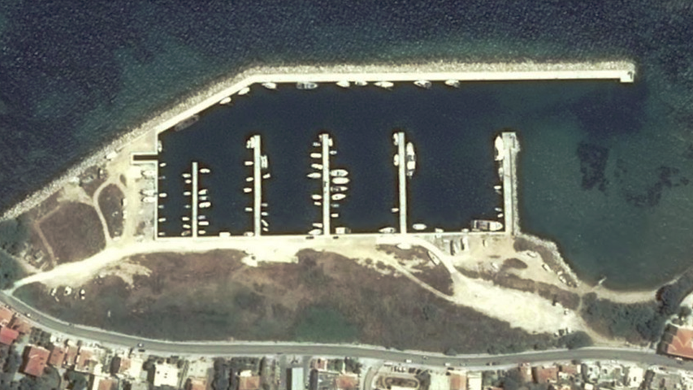 Μία δεσμευτική προσφορά για την παραχώρηση της μαρίνας Χίου