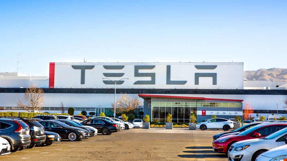 Οι εργαζόμενοι της Tesla ξεκινούν διαδικασίες συγκρότησης συνδικάτου στη Νέα Υόρκη