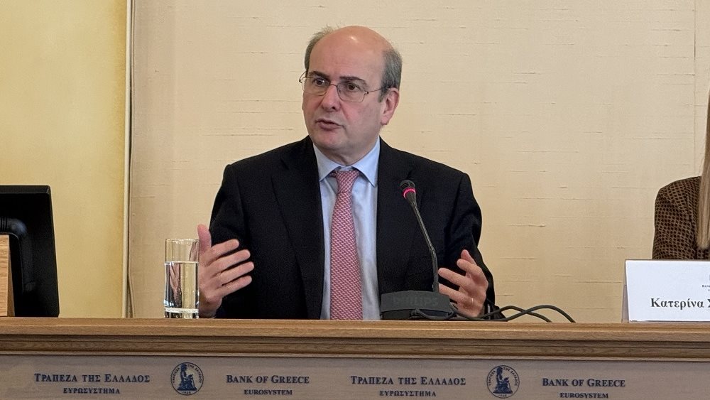 Κ. Χατζηδάκης: Ασπίδα απέναντι στους δημαγωγούς η οικονομική ενημέρωση