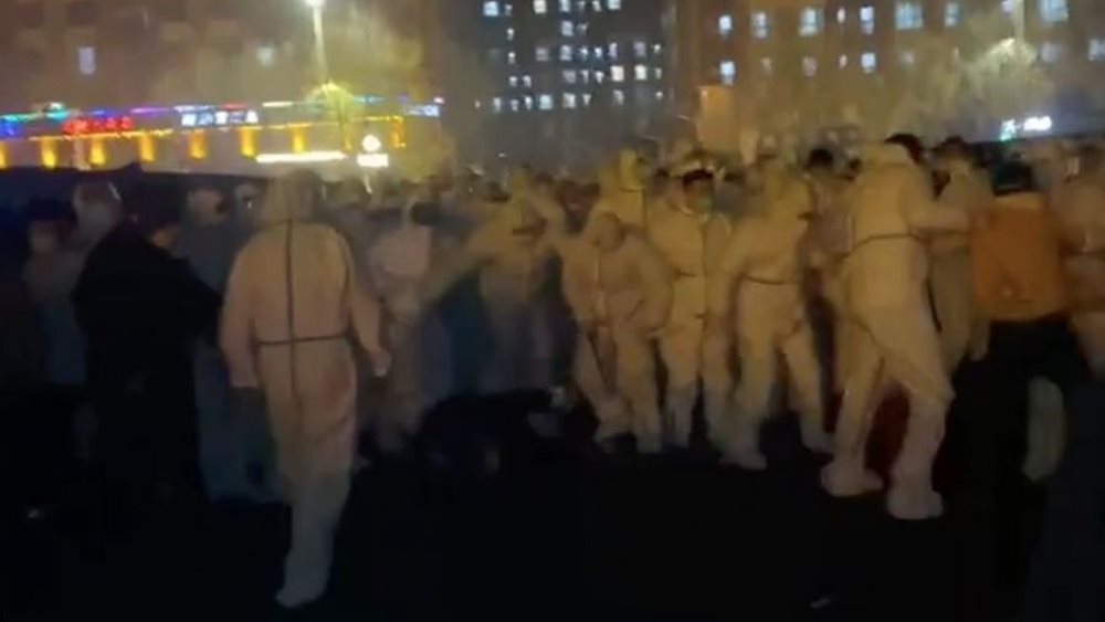 Μεγάλα επεισόδια στο μεγαλύτερο εργοστάσιο παραγωγής iPhone στην Κίνα