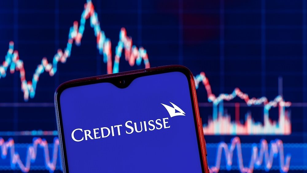 Η κρίση της Credit Suisse “δυναμιτίζει” μια από τις αγαπημένες επιλογές των επενδυτών για φέτος