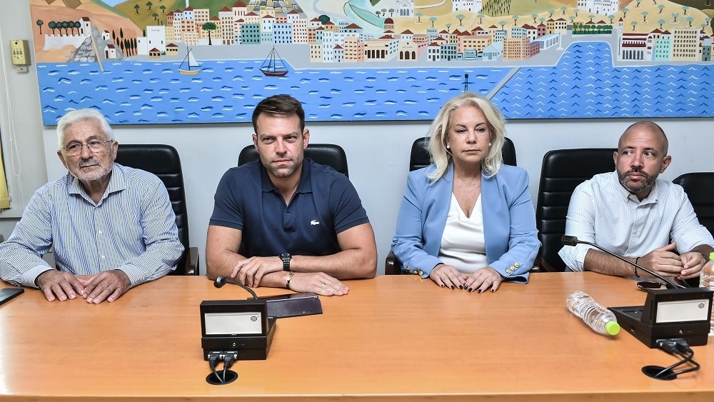 Σύσκεψη του Στ. Κασσελάκη με κοινωνικούς και παραγωγικούς φορείς στον Βόλο