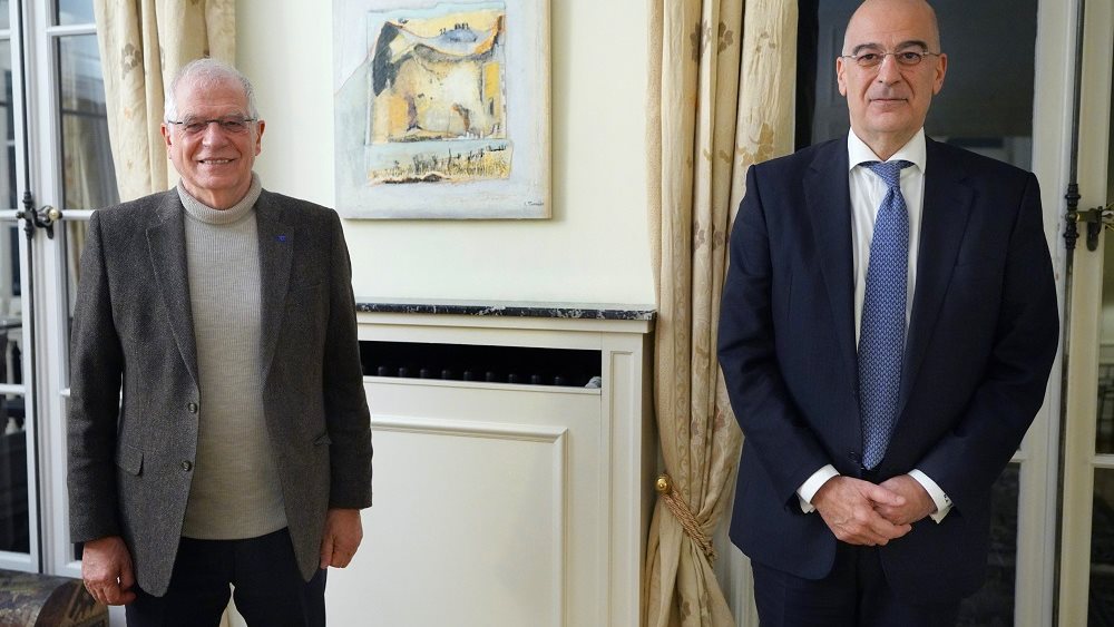 Δείπνο εργασίας Δένδια με Μπορέλ - Τουρκία και ανατ. Μεσόγειος στο μενού