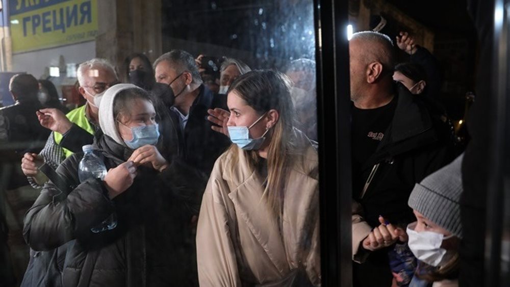 Ουκρανία: Ολόκληρα χωριά αδειάζουν καθώς οι Ουκρανοί προσπαθούν να γλιτώσουν από την προσάρτηση στη Ρωσία