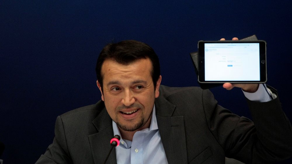 Η απάντηση του Ν. Παππά για τις τηλεοπτικές άδειες