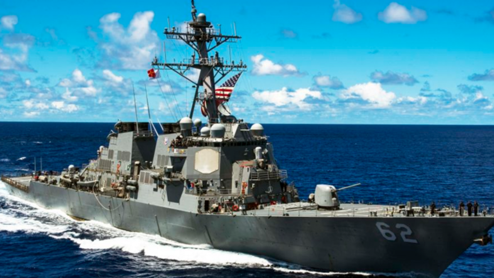 ΗΠΑ-Ομάν: Ο αμερικανικός στρατός λέει πως παρέχει βοήθεια στο τάνκερ το οποίο δέχθηκε επίθεση στα ανοικτά του Ομάν