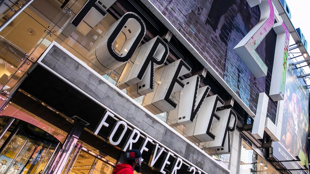 Η χρεοκοπία της Forever 21 δείχνει τα όρια της fast fashion