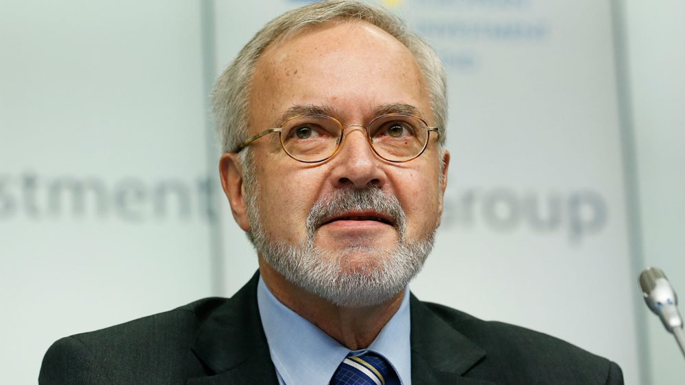 Βέρνερ Χόγιερ: Η Ευρωπαϊκή Τράπεζα Επενδύσεων πενθεί μαζί με όλους τους Έλληνες
