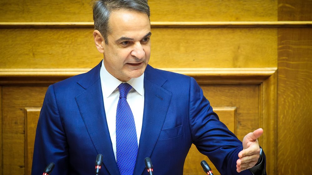 Στη Βουλή ο Κ. Μητσοτάκης για την τραγωδία των Τεμπών - Οι γραμμές άμυνας της κυβέρνησης απέναντι στην πρόταση δυσπιστίας