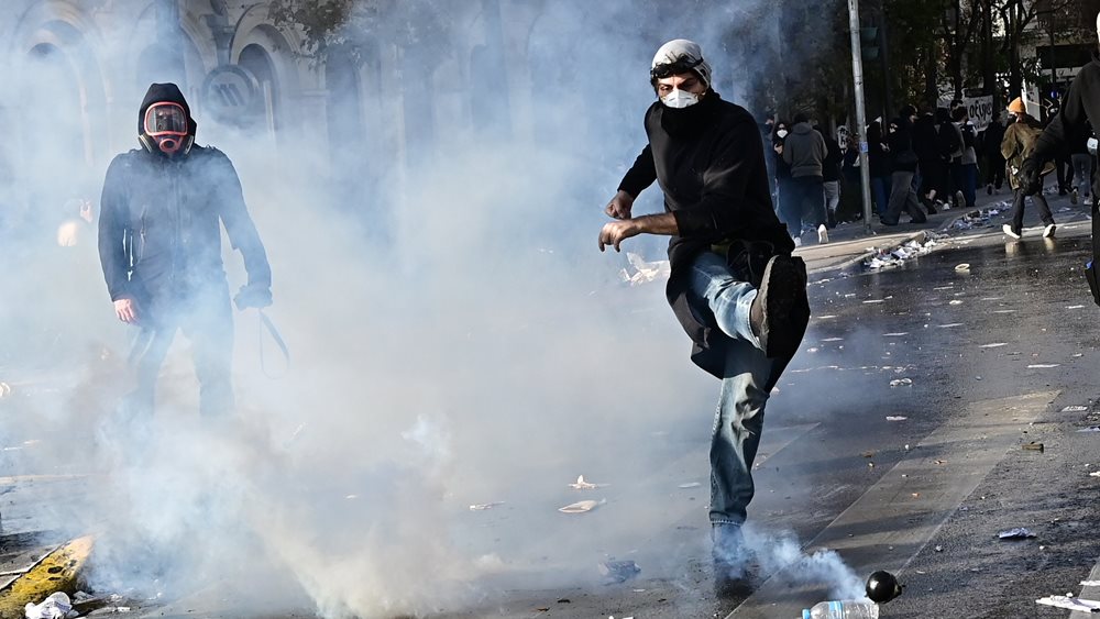 Ποινική δίωξη για βαριά αδικήματα στους συλληφθέντες των χθεσινών επεισοδίων