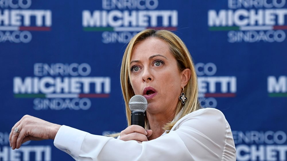 Σταθερά πρώτη η ακροδεξιά στην Ιταλία