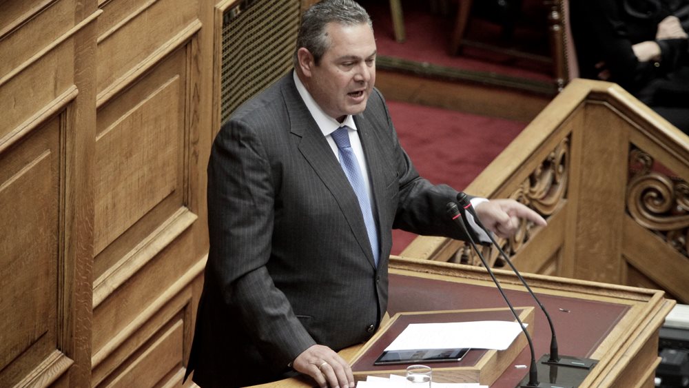 Το...&quot;βιολί&quot; του ο Καμμένος: Οι περίφημες βάσεις ήδη λειτουργούν