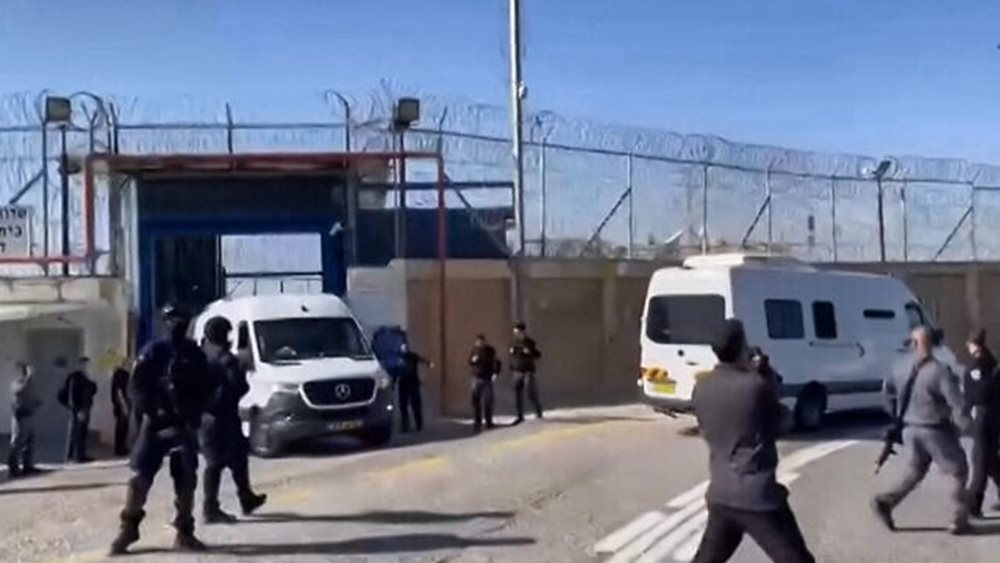 Το Ισραήλ αναστέλλει την απελευθέρωση Παλαιστίνιων κρατουμένων