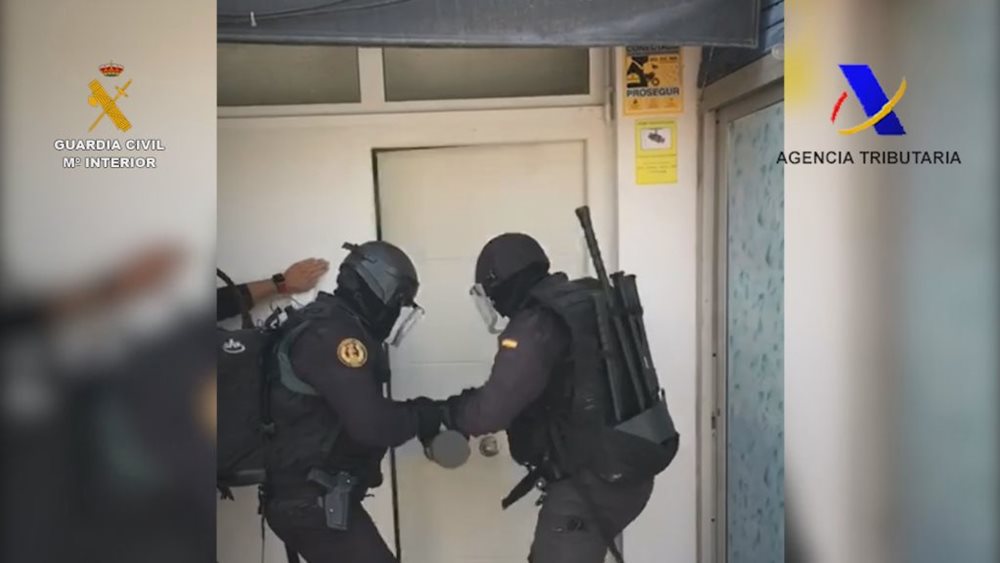 Ισημερινός: Συνελήφθησαν στην Ισπανία δύο ηγετικά στελέχη συμμορίας που κατηγορούνται για την επίθεση στον τηλεοπτικό σταθμό TC