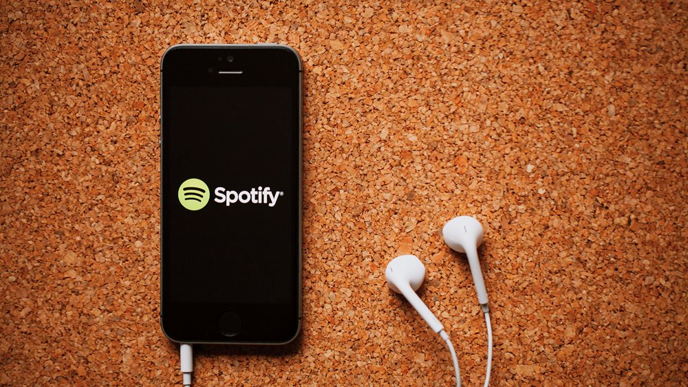 Spotify: Revenue and monthly users beat estimates