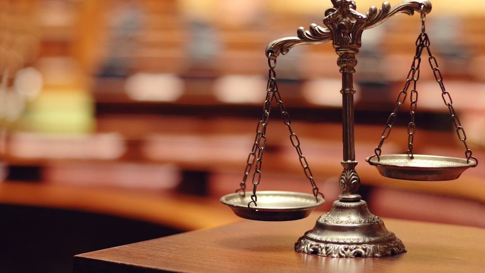 Σουηδία: Ακροδεξιός ακτιβιστής καταδικάστηκε σε φυλάκιση 4 μηνών για την καύση του Κορανίου