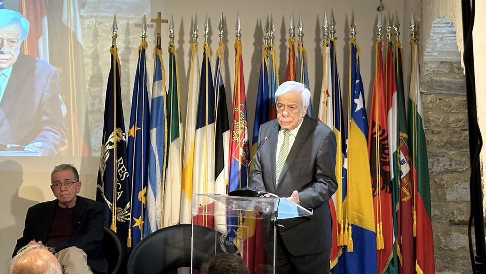 Πρ. Παυλόπουλος: Διαχρονικά και επικίνδυνα κενά στην Μεταναστευτική Πολιτική της Ε.Ε.