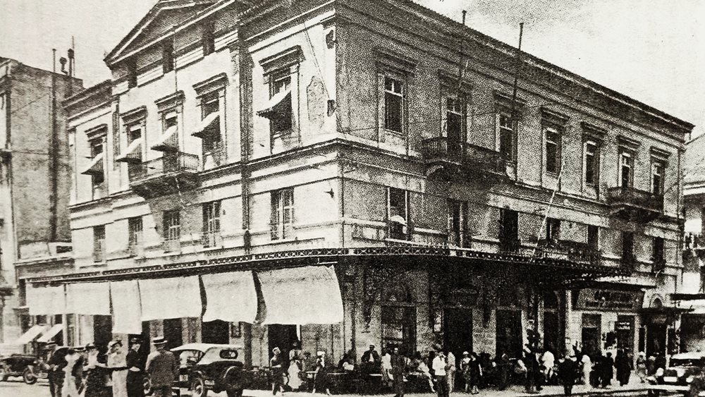 Οι ομαδικές μετακομίσεις κάθε 1η Σεπτεμβρίου του 19ου αι. - Κάρα φορτωμένα νοικοκυριά συνωστίζονται στους δρόμους της Αθήνας