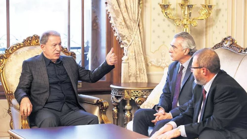 Ο Ακάρ ζητά αποστρατιωτικοποίηση των νησιών αλλά περιμένει την ελληνική αποστολή στην Άγκυρα για συνομιλίες