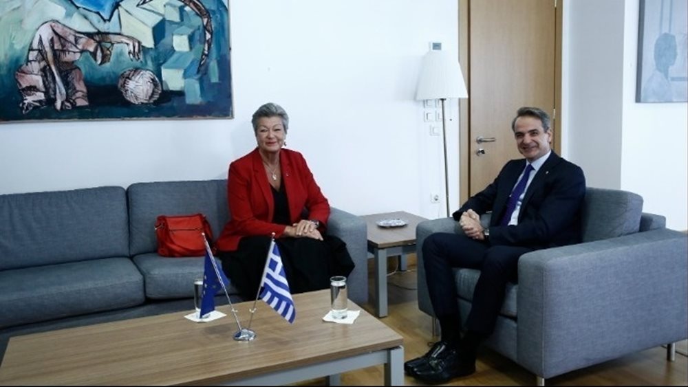 PM Mitsotakis&#39; meeting with Commissioner Johansson concluded