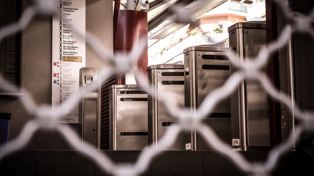 Χειρόφρενο σε όλα τα μέσα μεταφοράς την Τρίτη