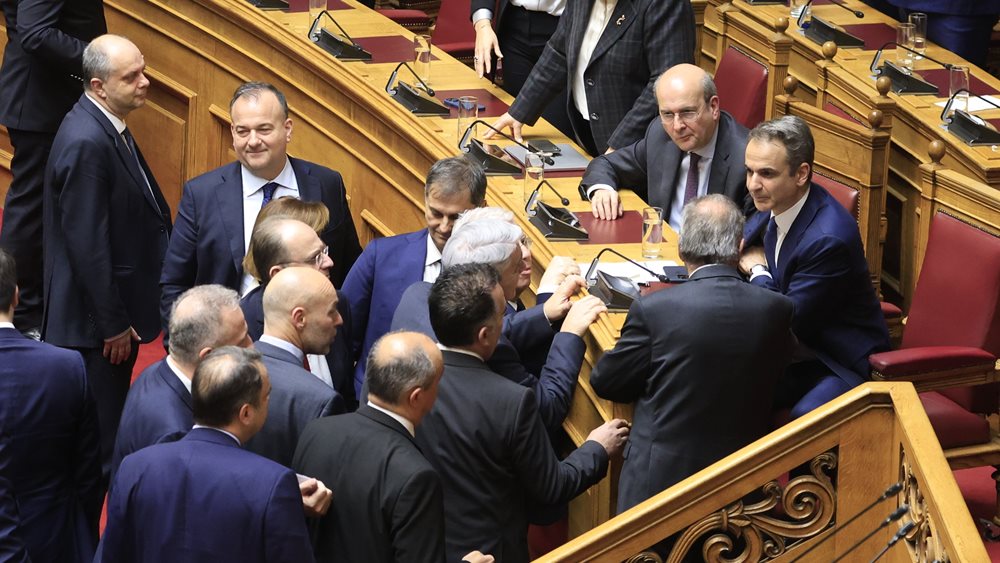 Απορρίφθηκε με 157 ψήφους η πρόταση δυσπιστίας ΠΑΣΟΚ, ΣΥΡΙΖΑ, ΝΕΑΡ, Πλεύσης κατά της κυβέρνησης