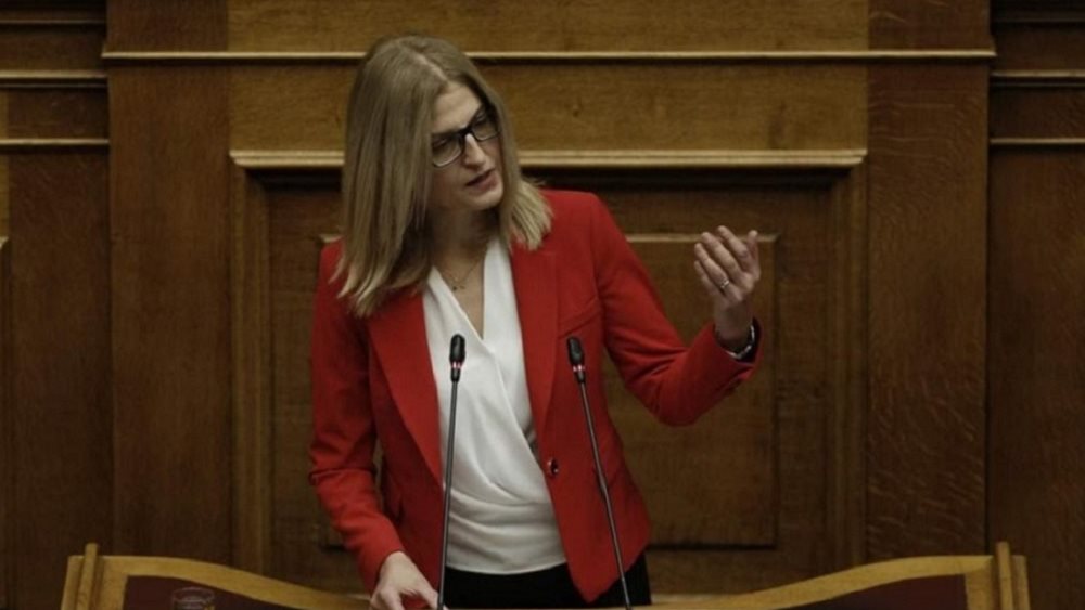 Κατάθεση των τίτλων σπουδών του Κ. Λούλη ζητά βουλευτής του ΣΥΡΙΖΑ