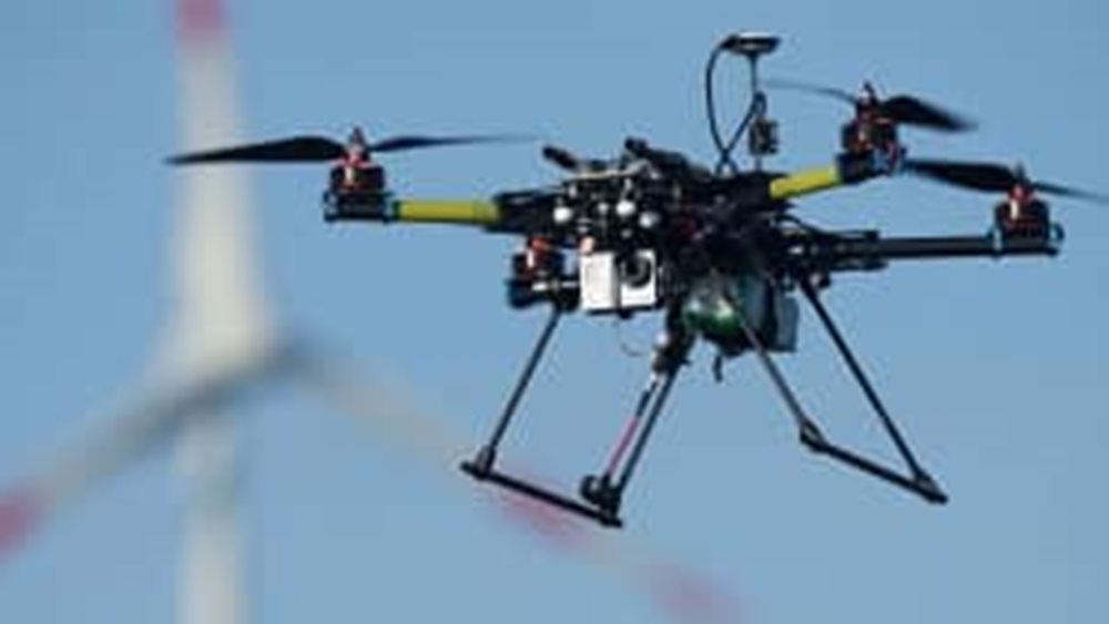 Drones στην υπηρεσία της ΔΕΗ για τον έλεγχο των υποδομών