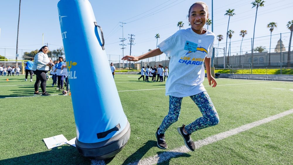 Οι Los Angeles Chargers γράφουν ιστορία με το πρώτο NFL Flag Football Event στην Ελλάδα