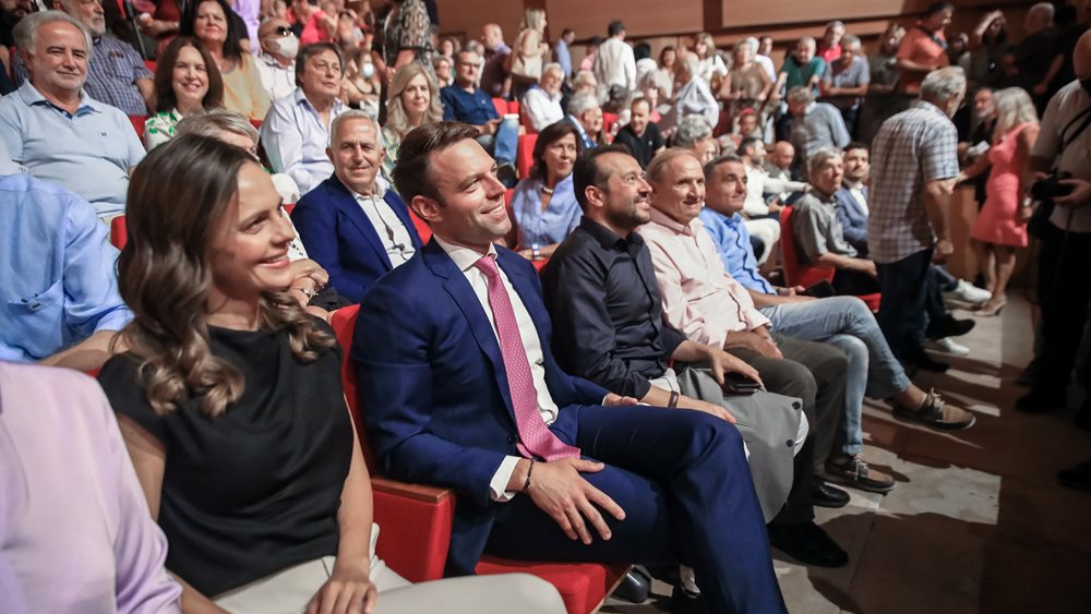 ΣΥΡΙΖΑ: Τα αποκαλυπτήρια των υποψηφίων στο Διαρκές συνέδριο