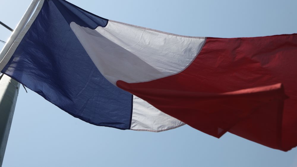 Η Γαλλία εξέδωσε 10ετές ομόλογο με αρνητικό επιτόκιο