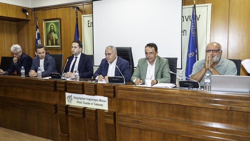 Όμηρος Τσάπαλος στο ΕΕΑ: Ανοιχτό το ενδεχόμενο μείωσης φόρων για τις επιχειρήσεις