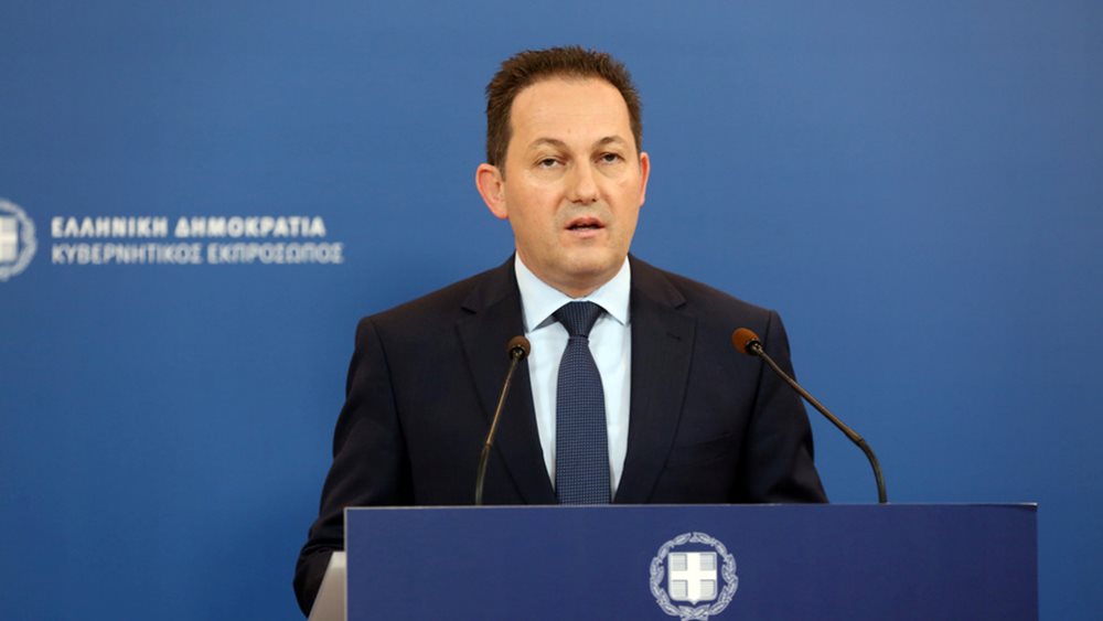 Πέτσας: Ο κ. Τσίπρας ας εξηγήσει στον ελληνικό λαό τα όσα γίνονταν στο "μαγαζί"